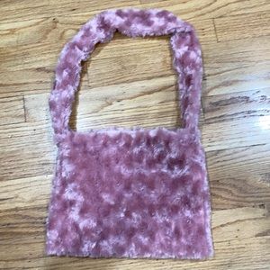 Cute pink fluffy purse!